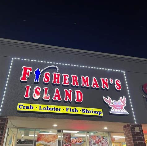 Fisherman island on roosevelt and kedzie  Arby's; Burger King; Checkers / Rally's